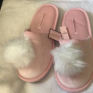 Victoria’s Secret new slippers